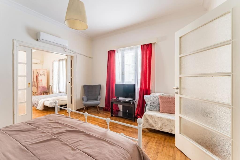 Amazing 3Bdr Apt With Unique Roof Garden In Plaka Афіни Екстер'єр фото