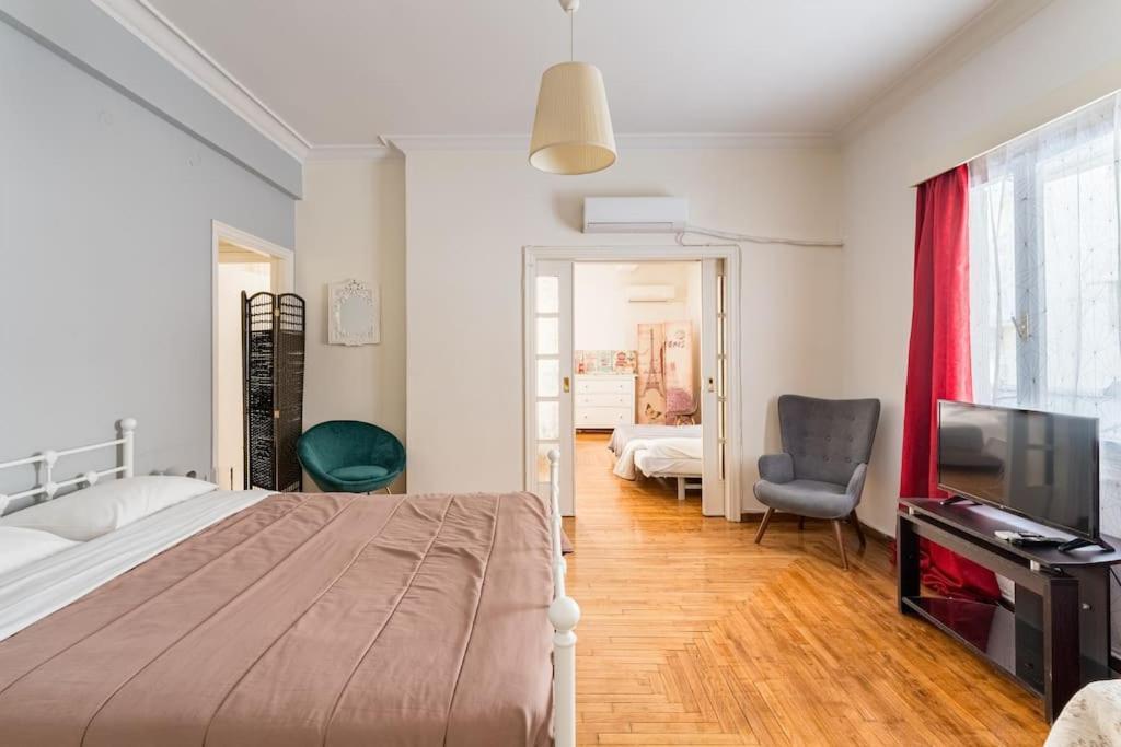 Amazing 3Bdr Apt With Unique Roof Garden In Plaka Афіни Екстер'єр фото