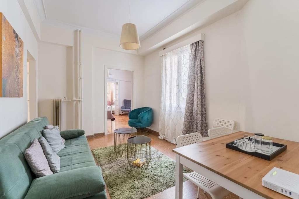Amazing 3Bdr Apt With Unique Roof Garden In Plaka Афіни Екстер'єр фото