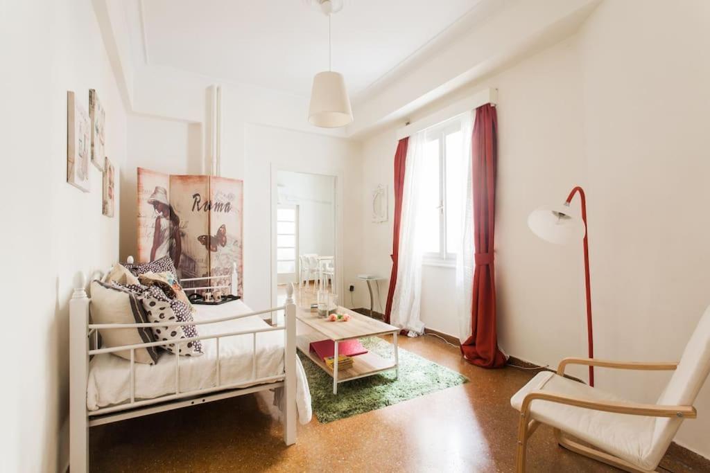 Amazing 3Bdr Apt With Unique Roof Garden In Plaka Афіни Екстер'єр фото